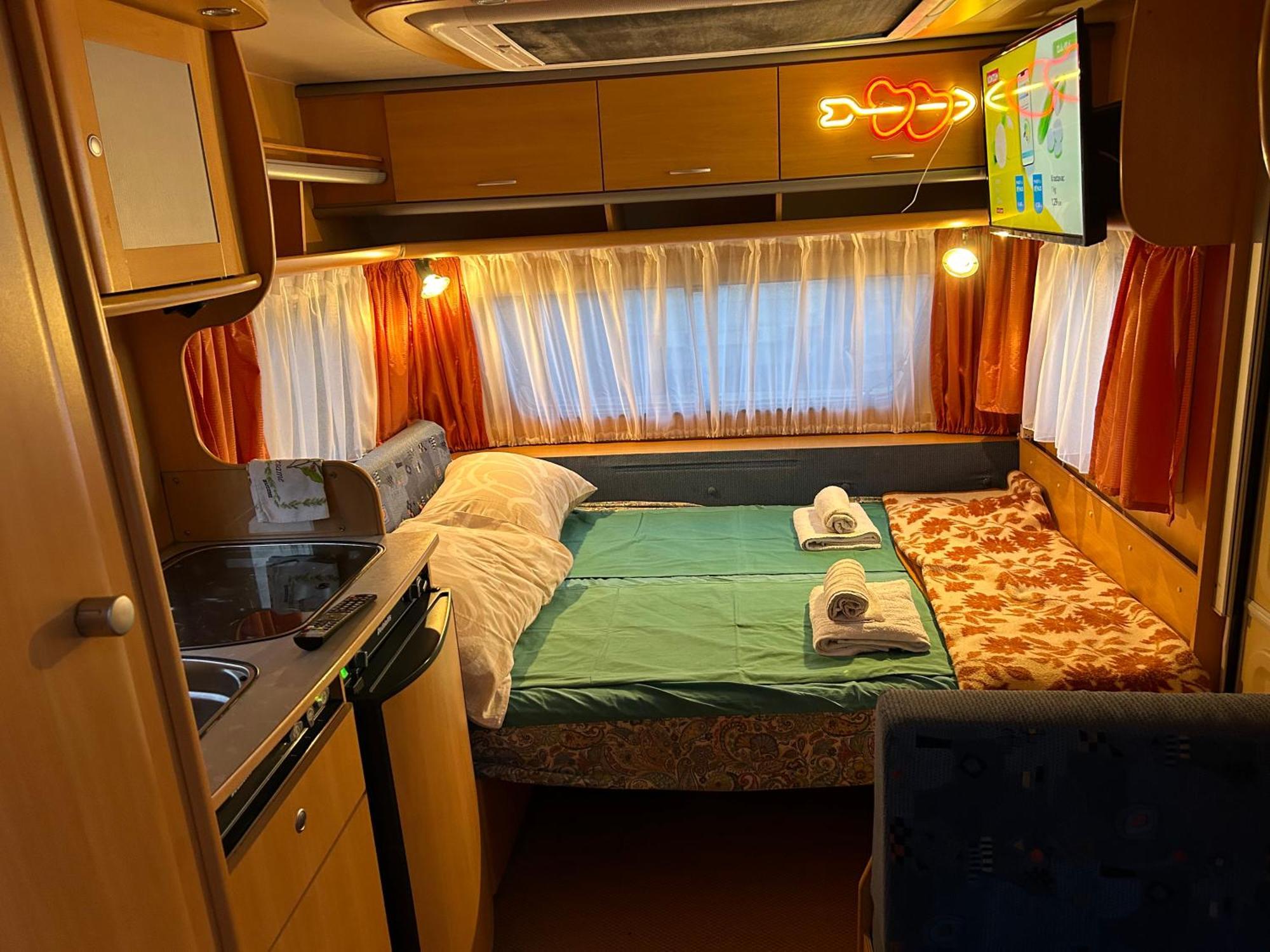 Umna & Room Пула Екстериор снимка